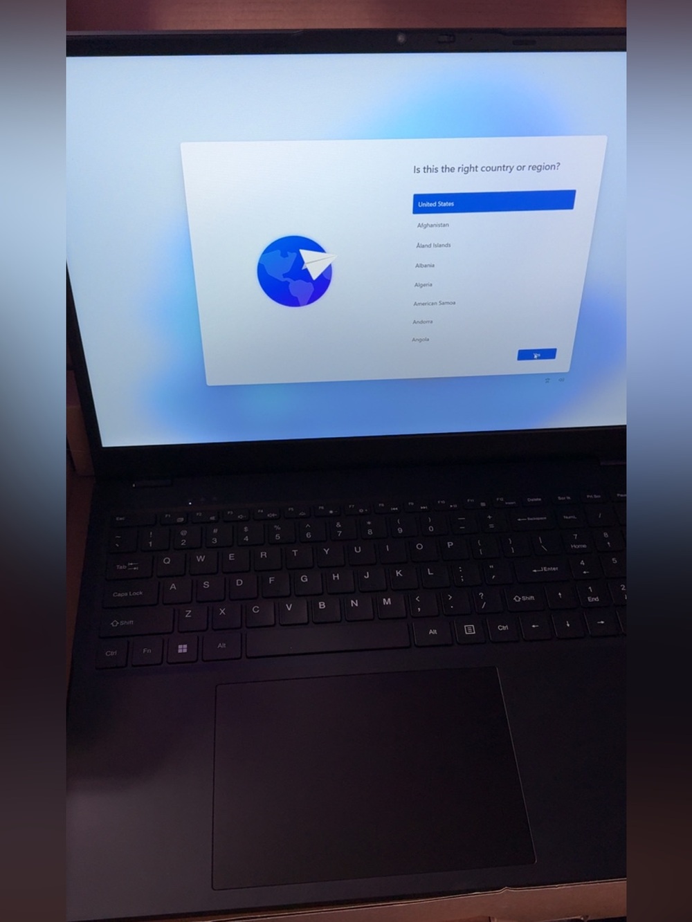17.6" Arctic Gray Laptop - Alder Lake N95, 16GB, 512GB SSD Windows 11 - Picture 9 of 9